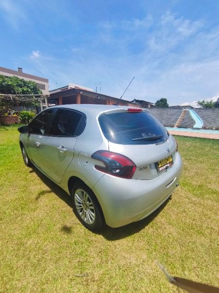 Peugeot 208 2019