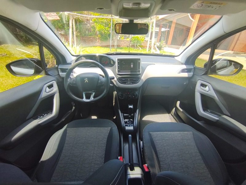 
Peugeot 208 2019 full									