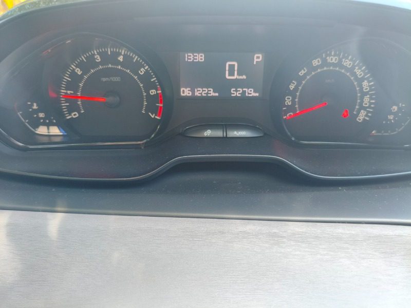 
Peugeot 208 2019 full									