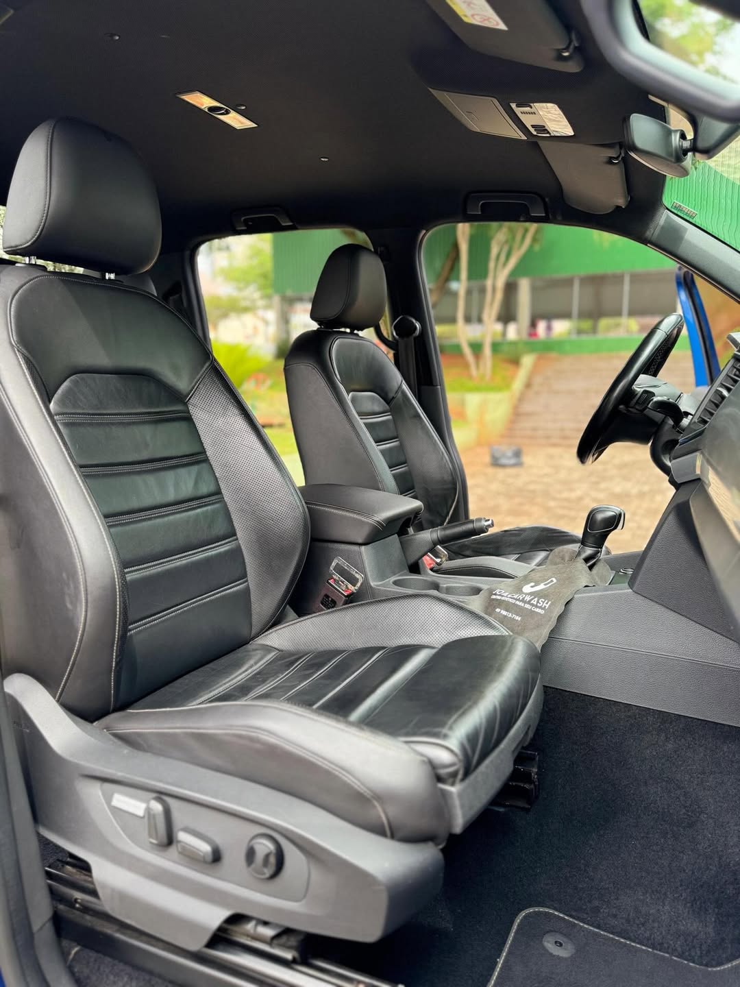 
VOLKSWAGEN AMAROK 2020 full									