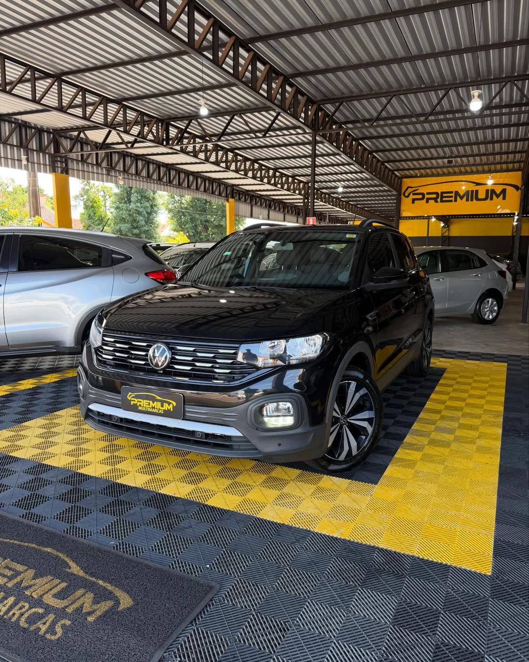 VOLKSWAGEN T-CROSS COMFORTLINE 2022