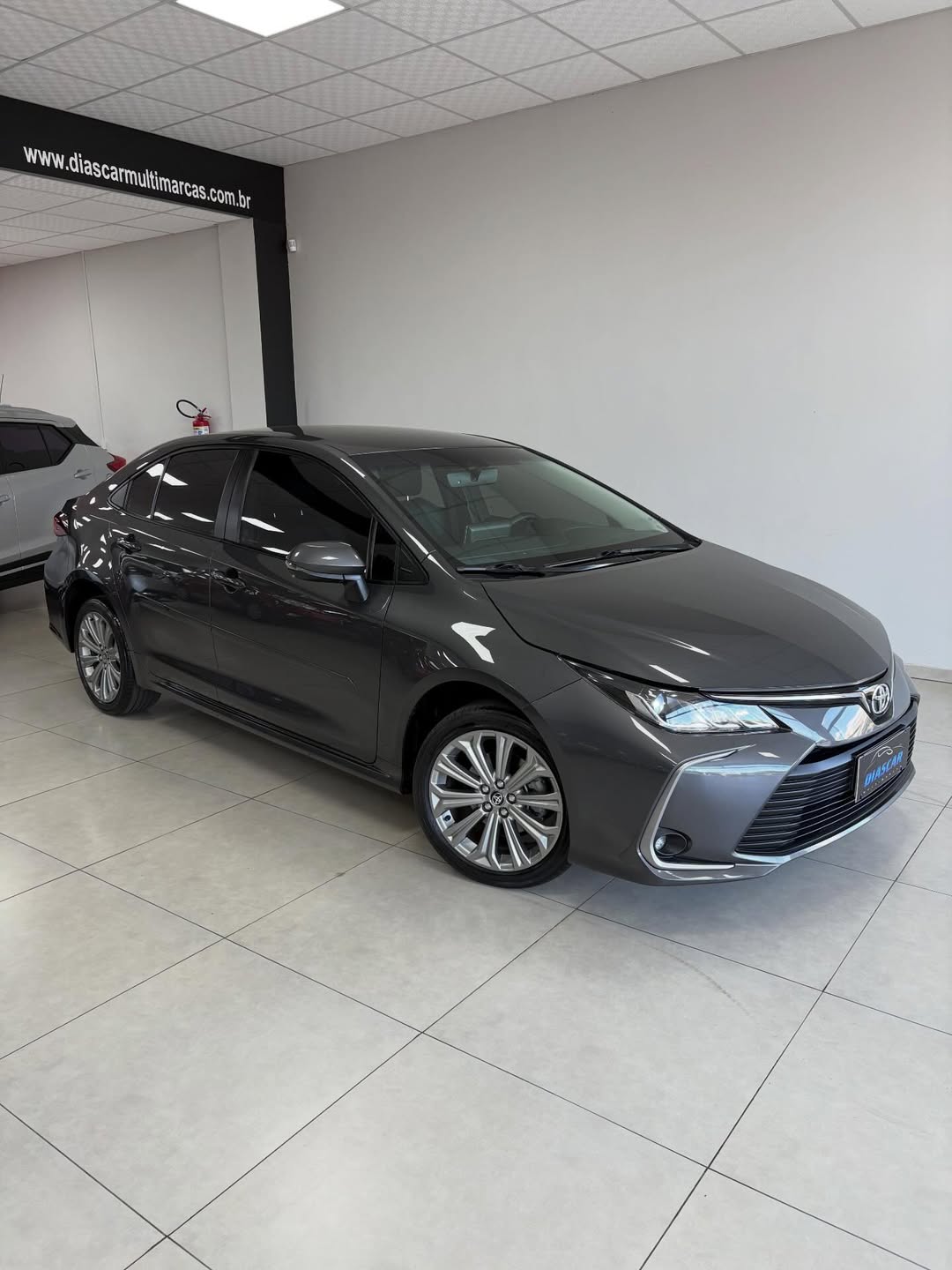 
Toyota Corolla XEI 2022 full									