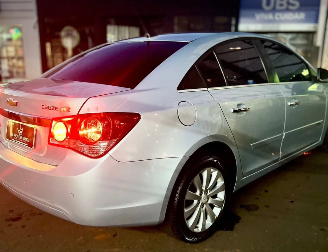 
Chevrolet Cruze LTZ 2012 full									