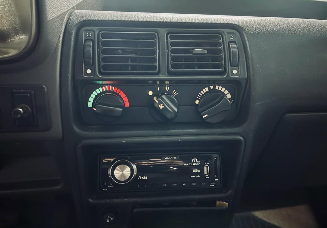 
Ford Escort Hobby 1995 full									