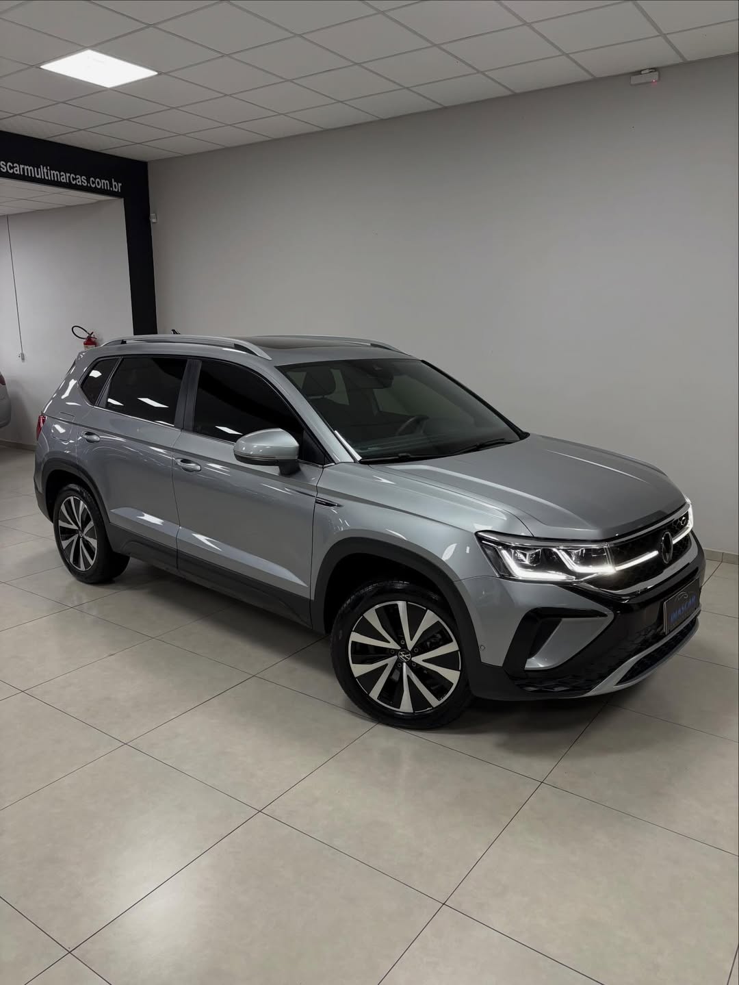 
Volkswagen Taos Highline TSI 2023 full									