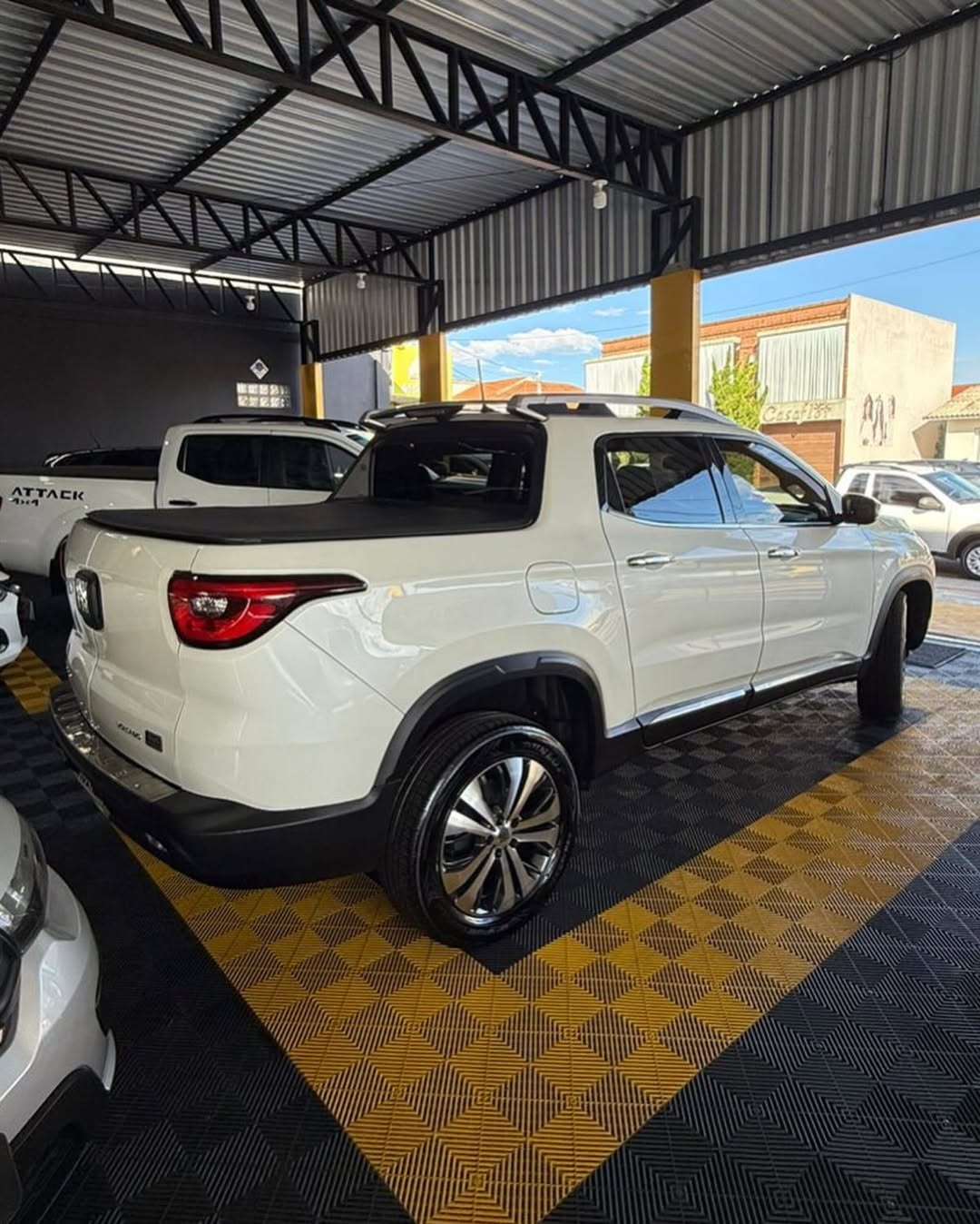 
FIAT TORO VOLCANO 2024 full									