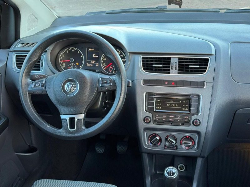 
Volkswagen Fox Bluemotion 2014 full									