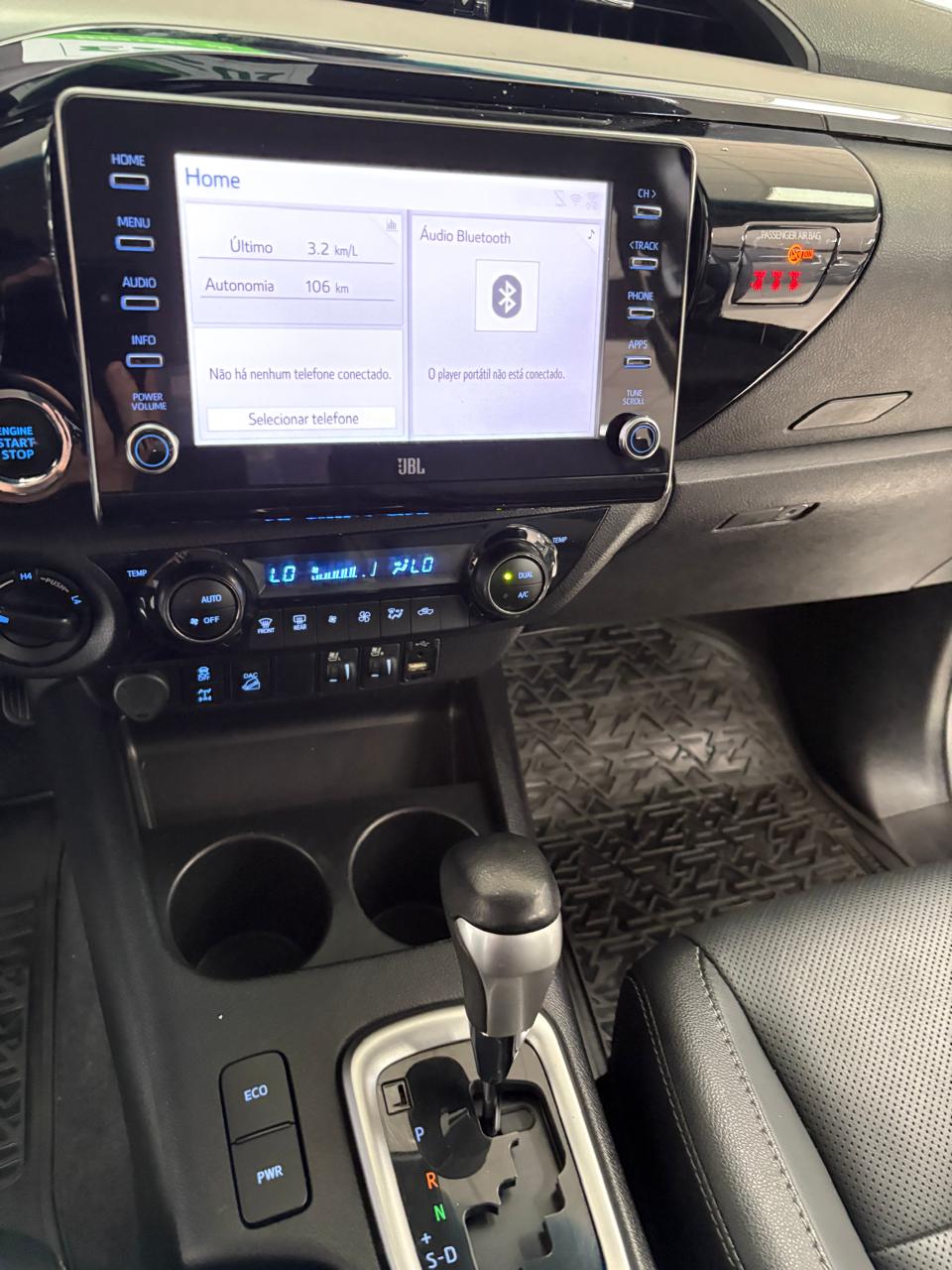 
Toyota Hilux SRX Limited 2023 full									