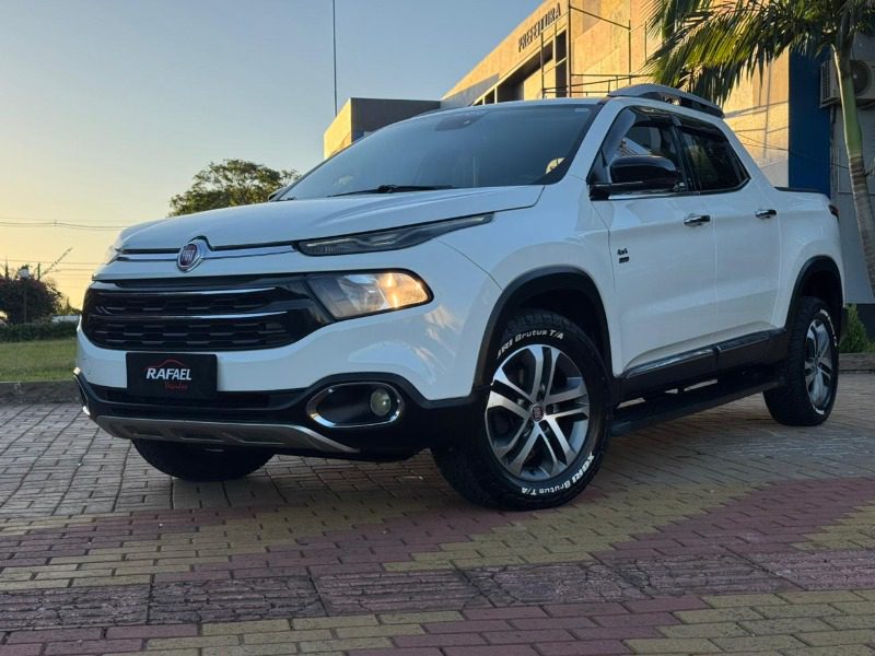 Fiat TORO VOLCANO 2017