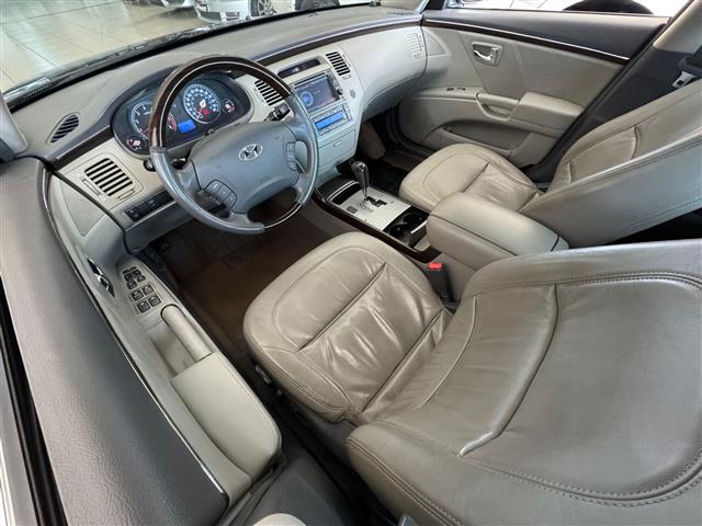 
HYUNDAI AZERA 2009 full									