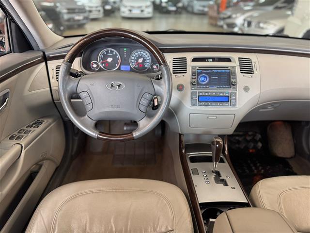 
HYUNDAI AZERA 2009 full									