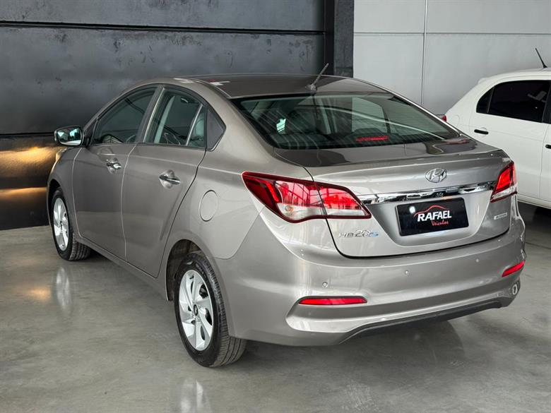 
Hyundai HB20 Premium 2017 full									