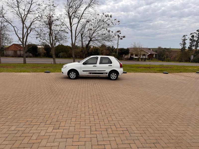 2014 FIAT PALIO FIRE