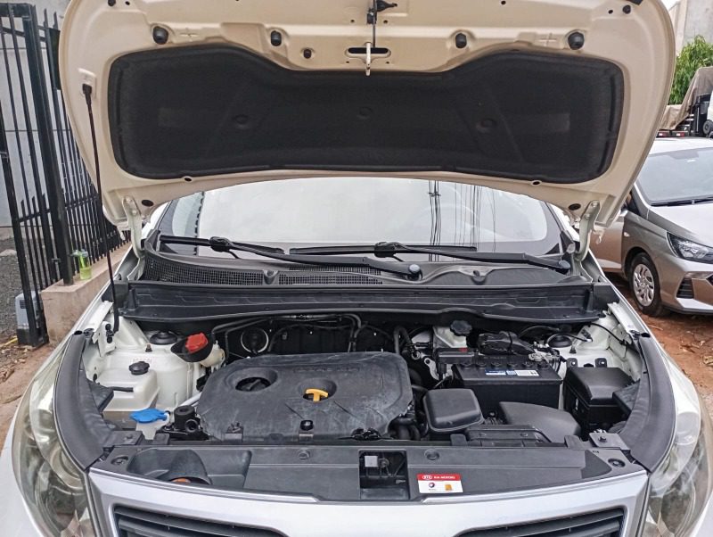 
Kia Sportage LX 2014 full									
