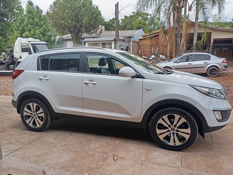 
Kia Sportage LX 2014 full									