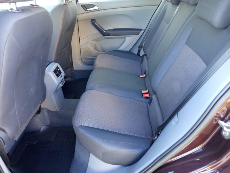 
Volkswagen T-Cross 2020 full									