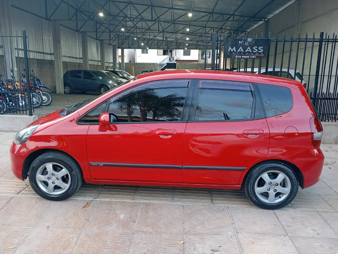
Honda Fit LXL 2004 full									
