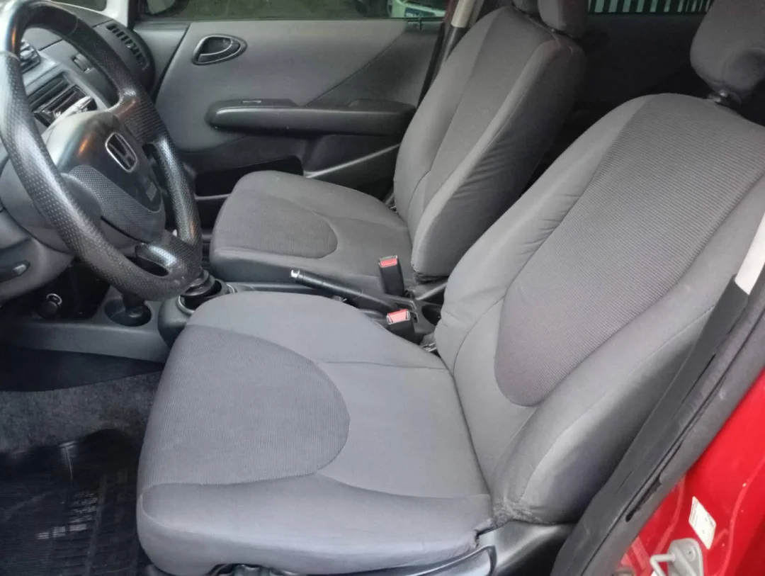 
Honda Fit LXL 2004 full									