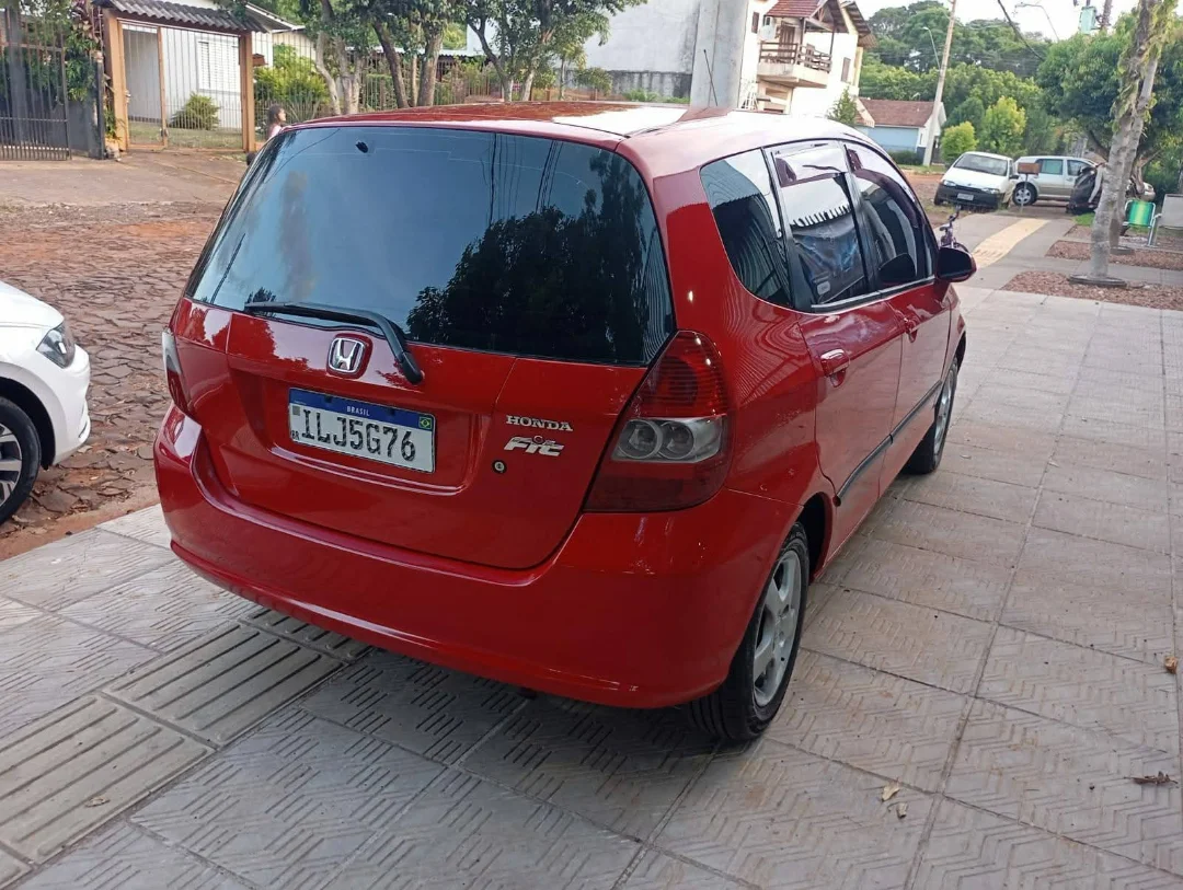 
Honda Fit LXL 2004 full									