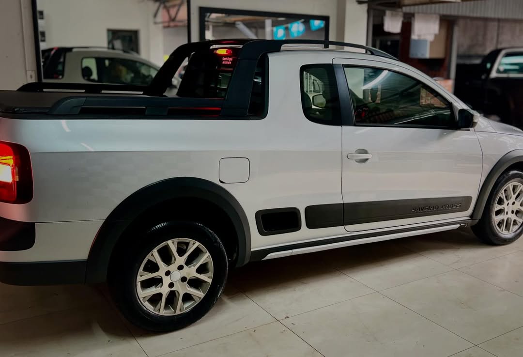Volkswagen Saveiro Cross 2014
