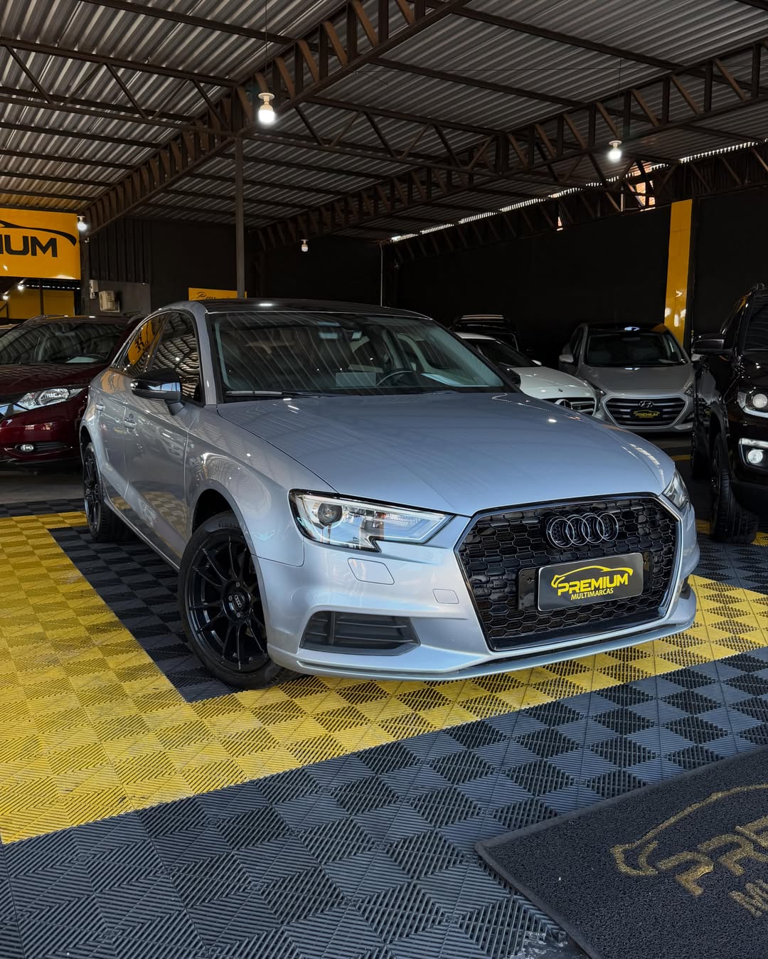 AUDI A3 AMBIENTE 2017