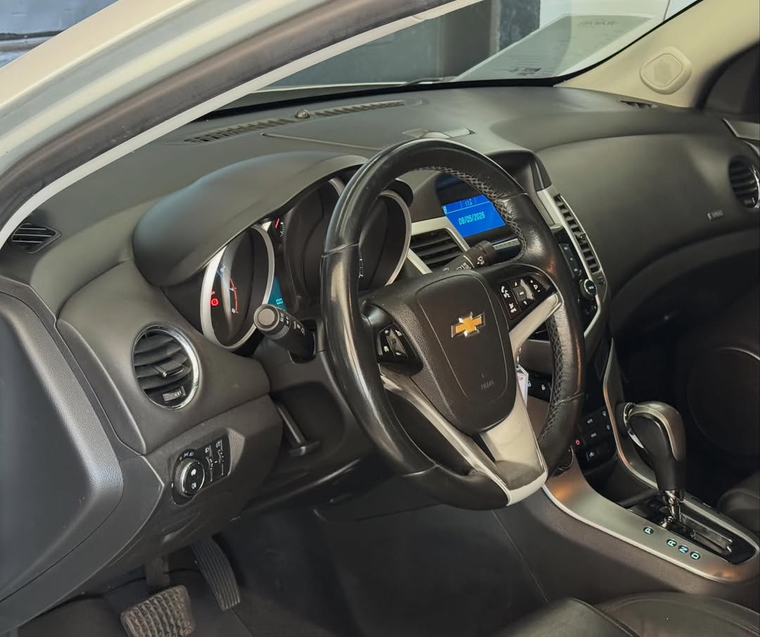
CHEVROLET Cruze LT 2015 full									
