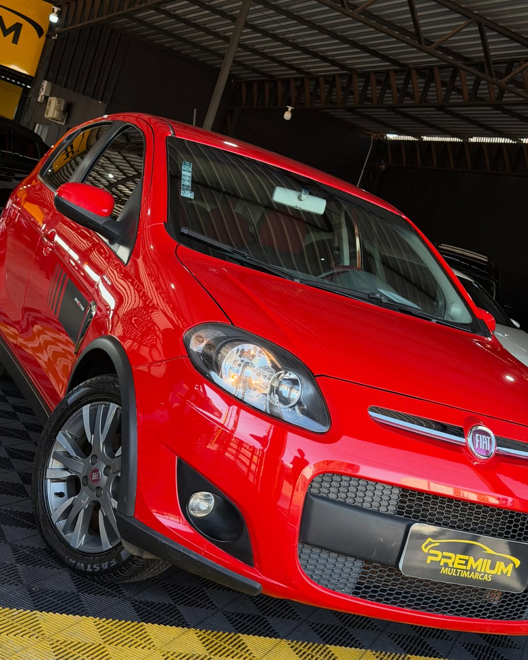 FIAT PALIO SPORTING 2015