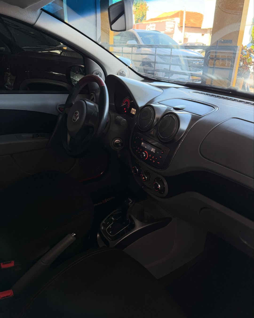 
FIAT PALIO SPORTING 2015 full									