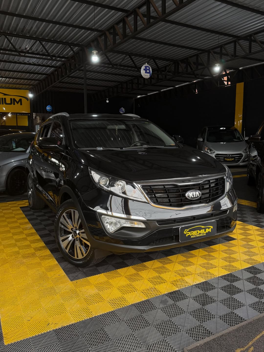 KIA SPORTAGE LX 2014