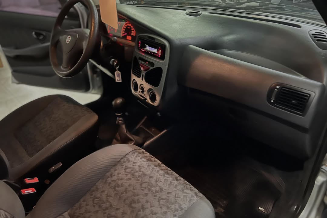 
Fiat Palio Celebration 2009 full									
