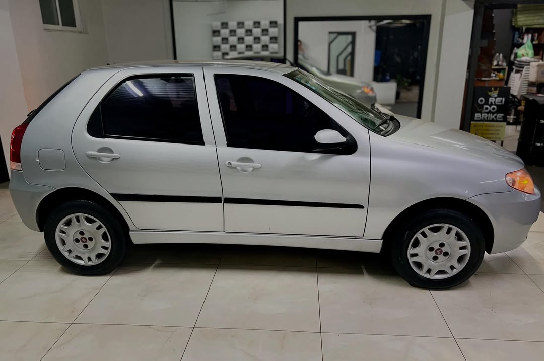 
Fiat Palio Celebration 2009 full									