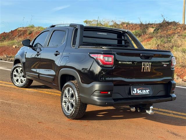 Fiat Strada Volcano 2021