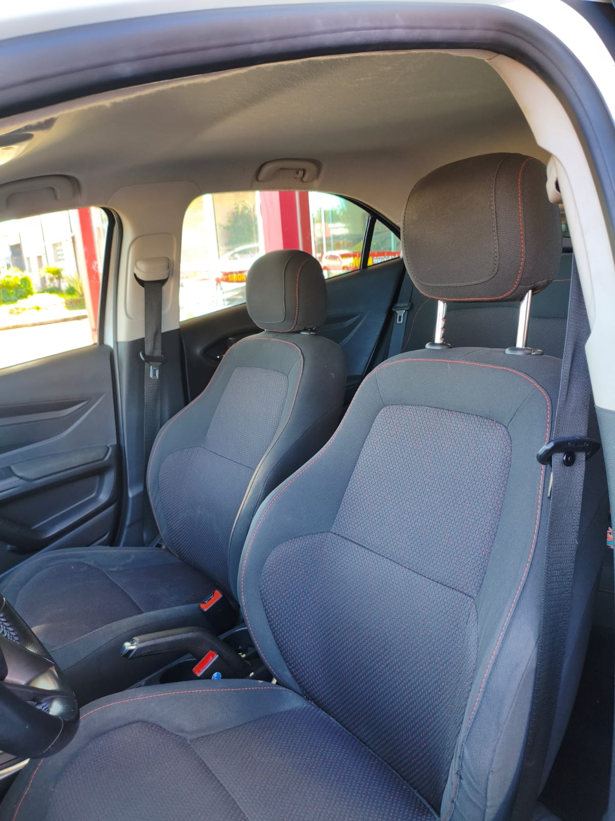 
Chevrolet Onix LTZ 2015 full									