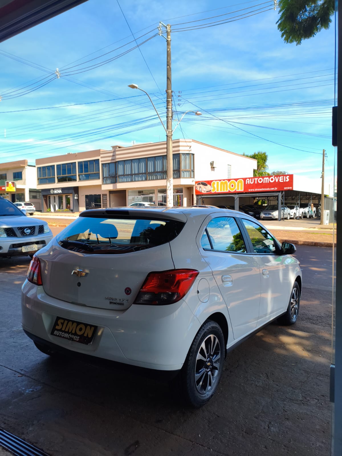 
Chevrolet Onix LTZ 2015 full									