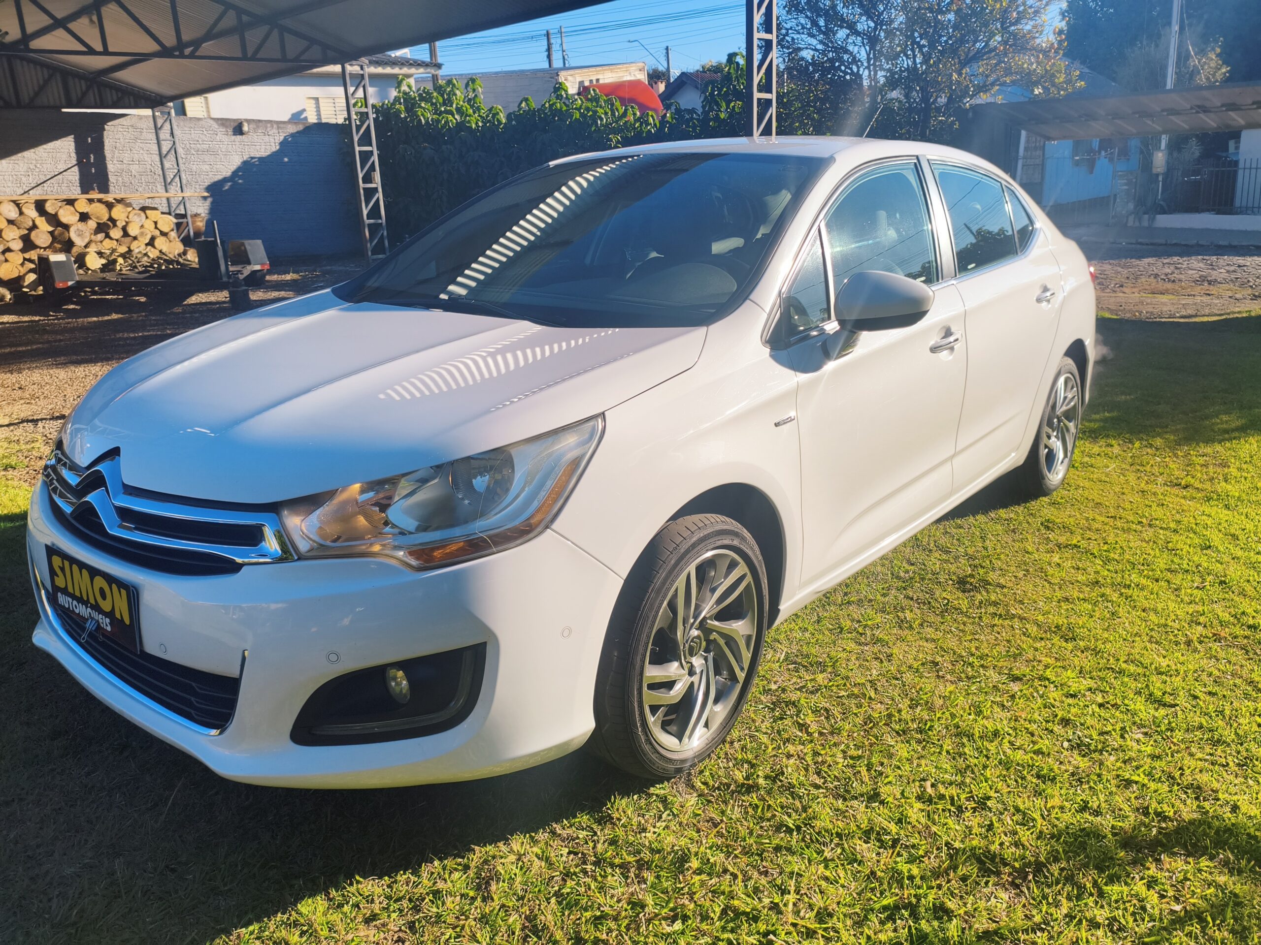Citroen C4 LOUNG EXCLUSIVE 2014
