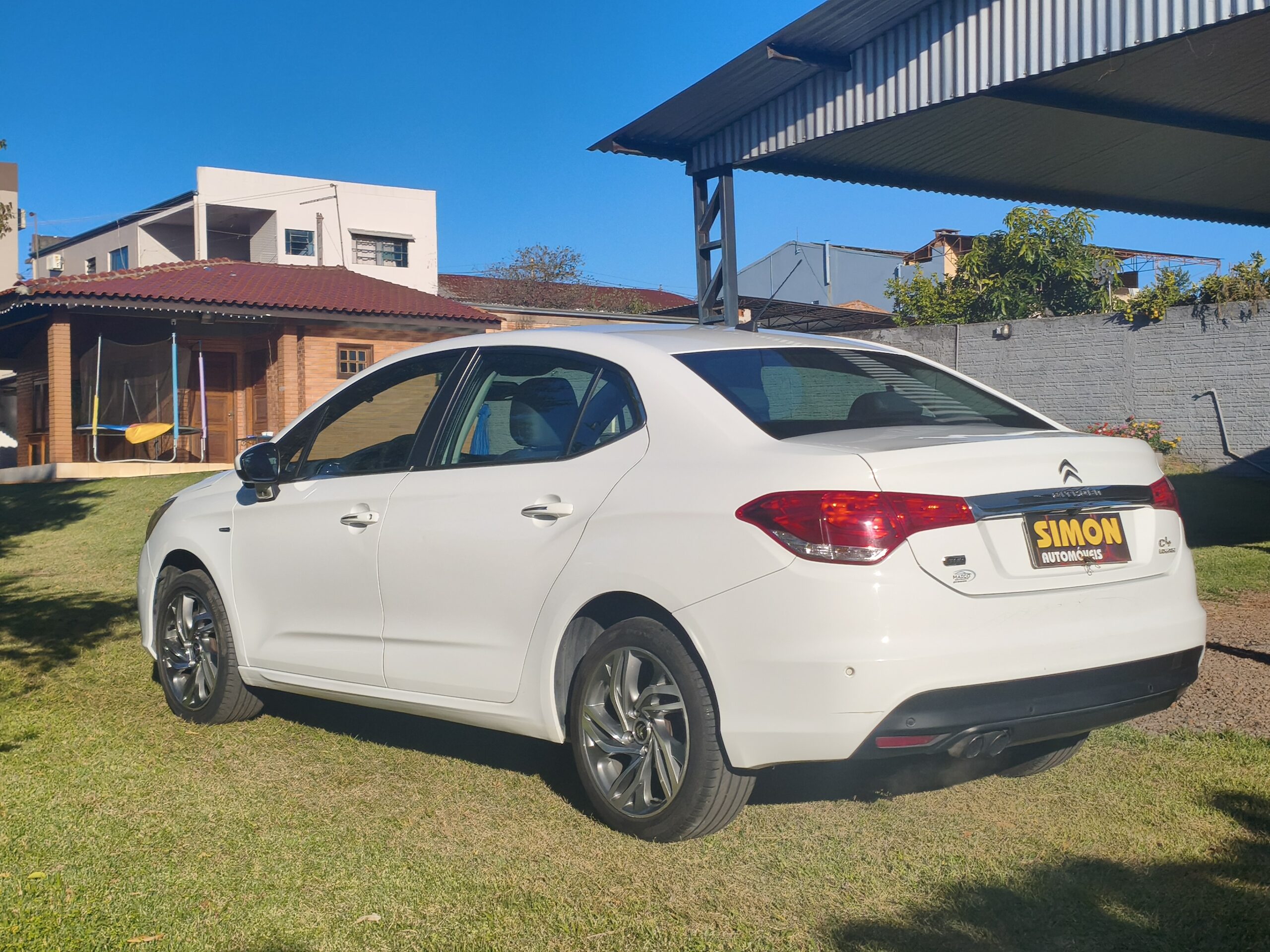 Citroen C4 LOUNG EXCLUSIVE 2014