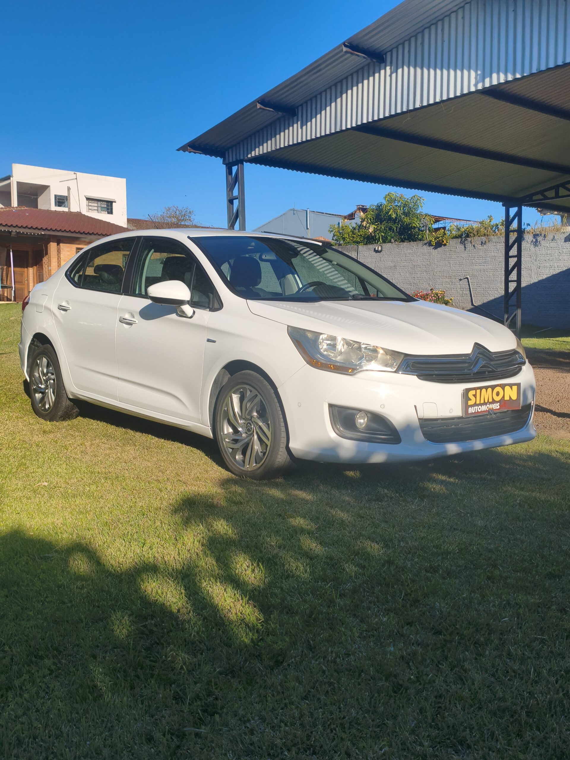 
Citroen C4 LOUNG EXCLUSIVE 2014 full									