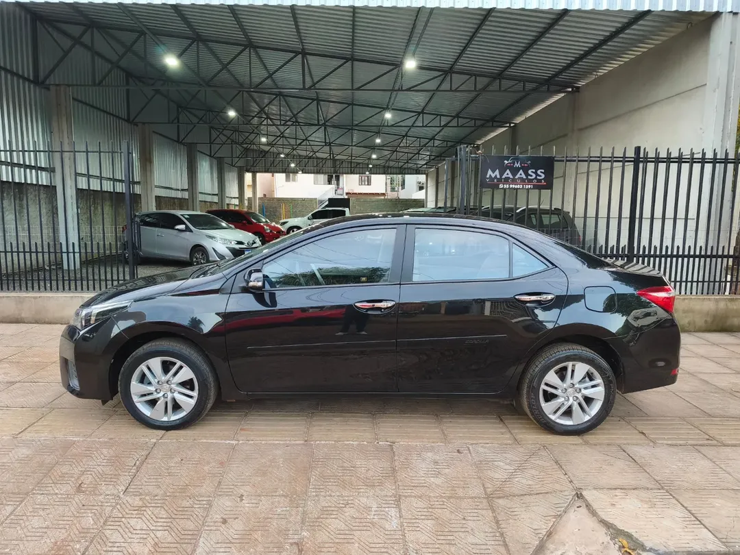
Toyota Corolla 2017 full									
