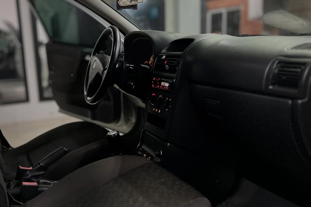 
Chevrolet Astra 2008 full									