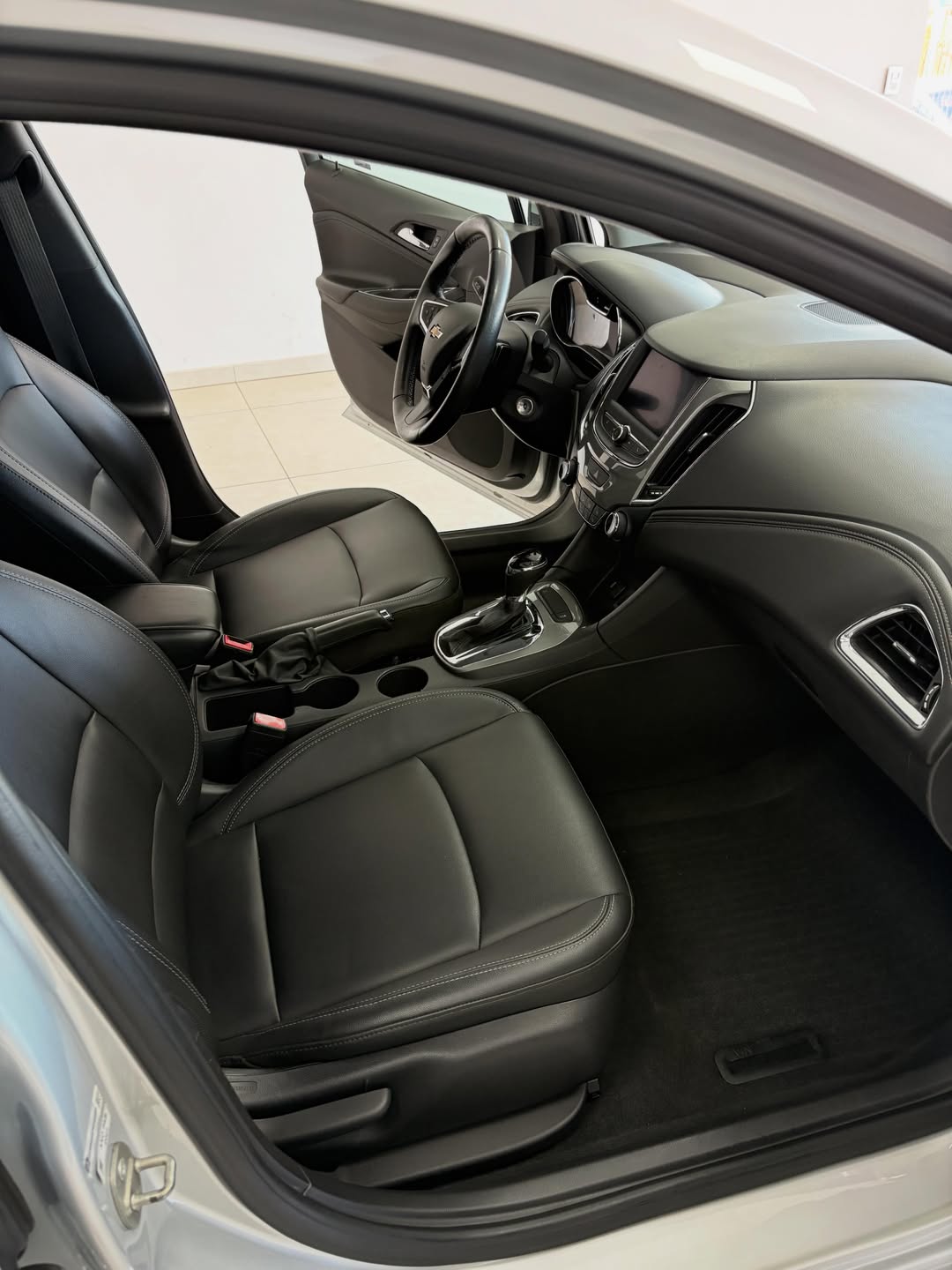 
Chevrolet Cruze Sport LT 2022 full									