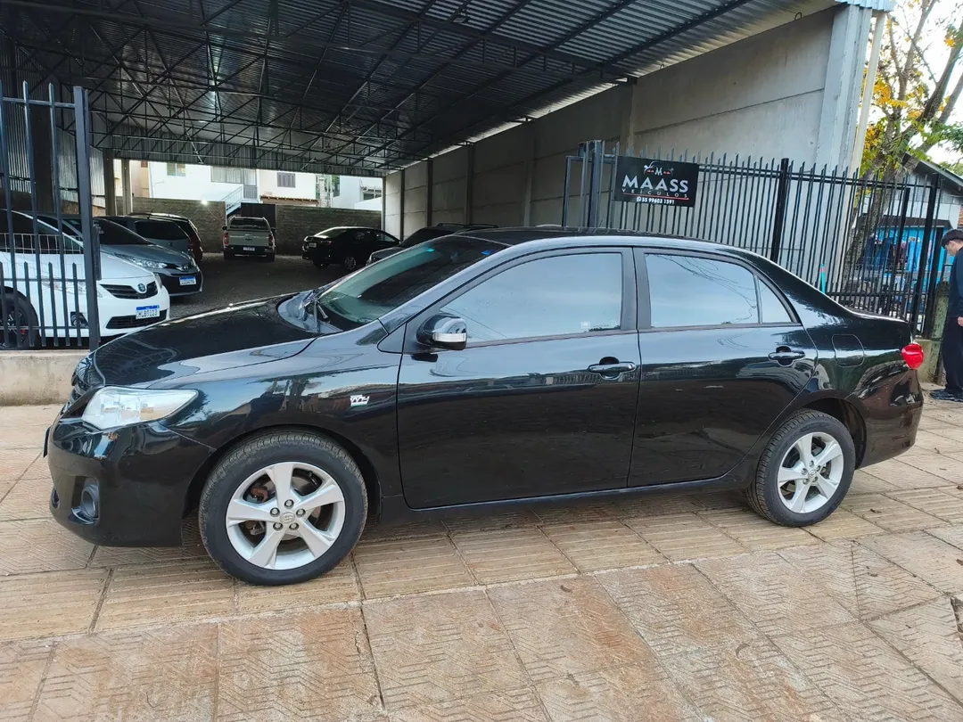Toyota Corolla XEI 2013