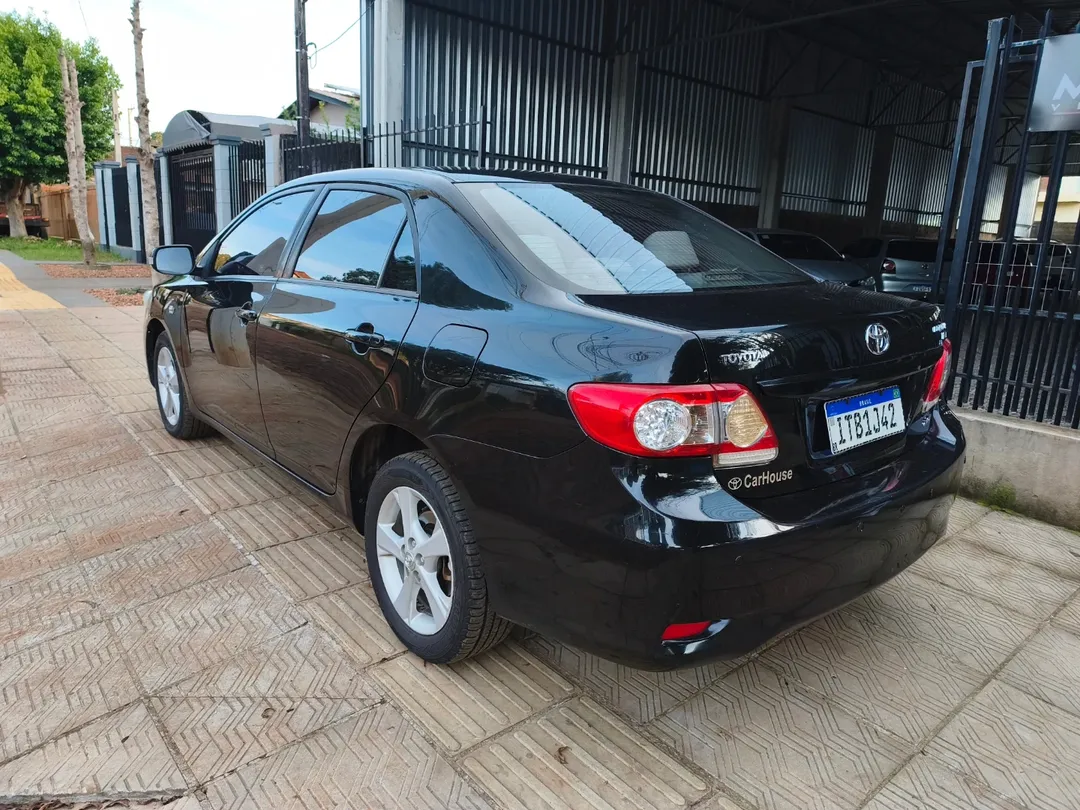 
Toyota Corolla XEI 2013 full									