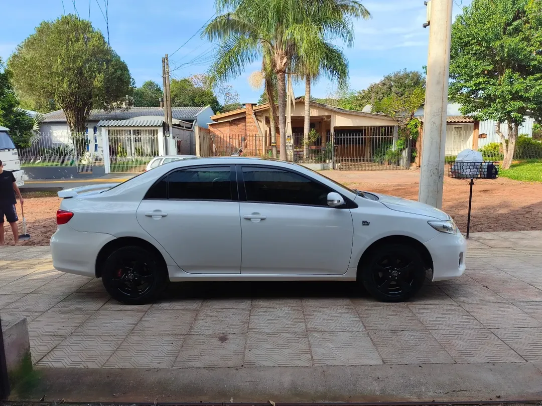 Toyota Corolla XEI 2014