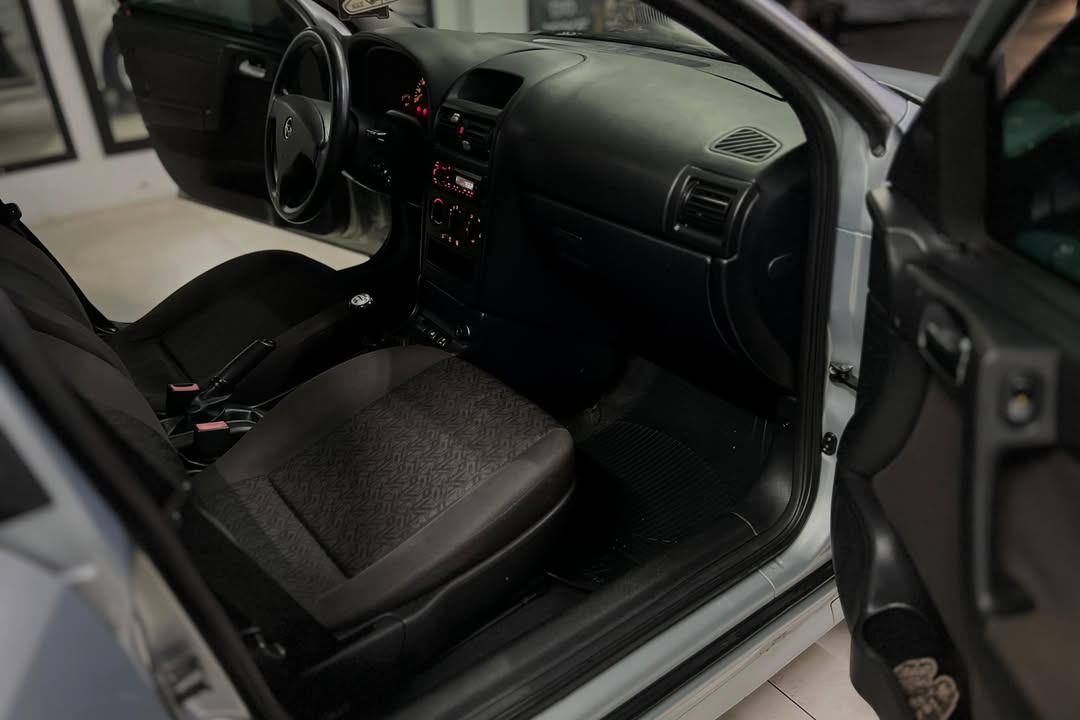 
Chevrolet Astra 2008 full									
