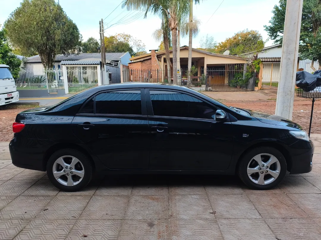 Toyota Corolla XEI 2013