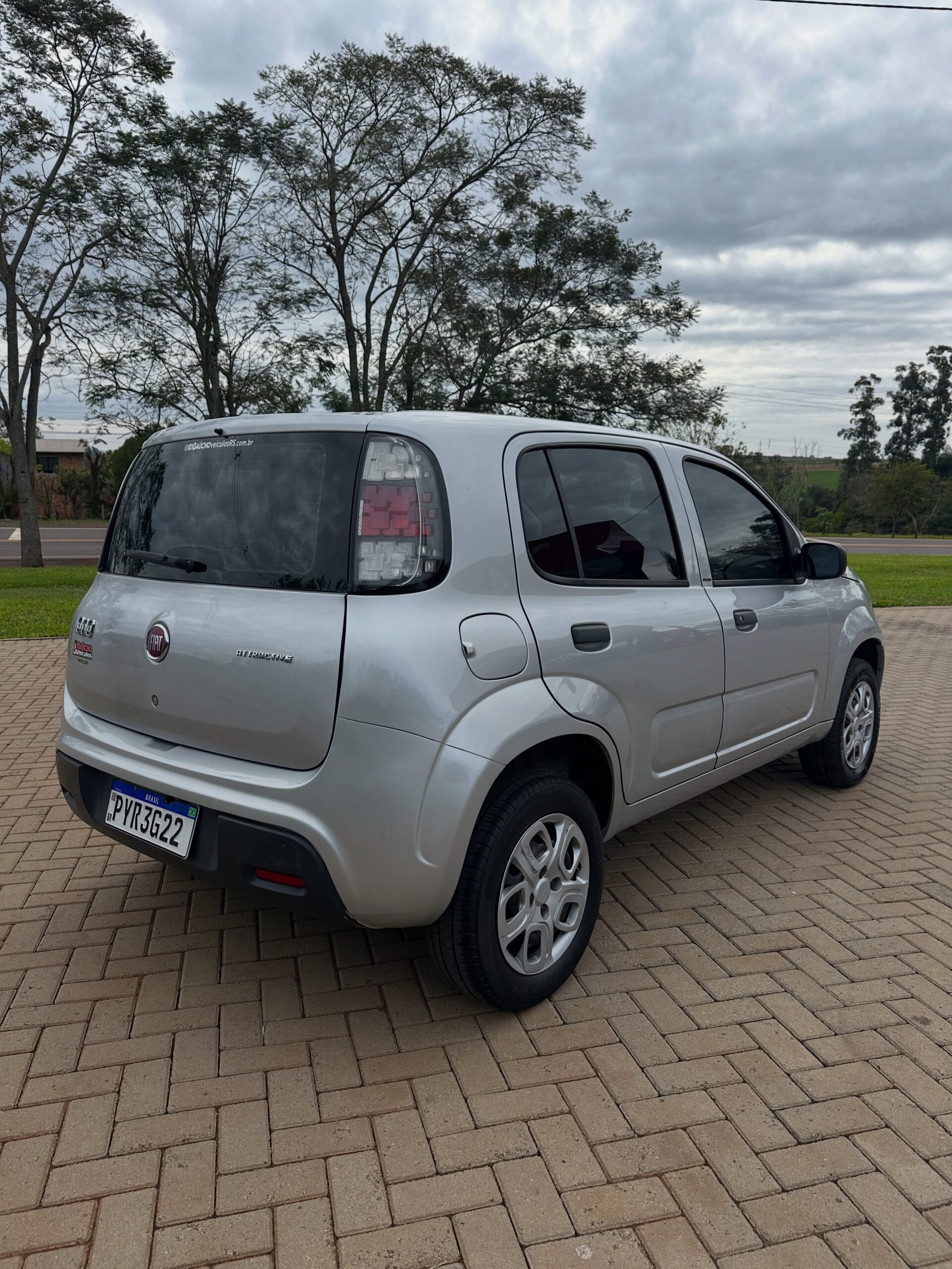 FIAT UNO ATTRACTIVE 2017