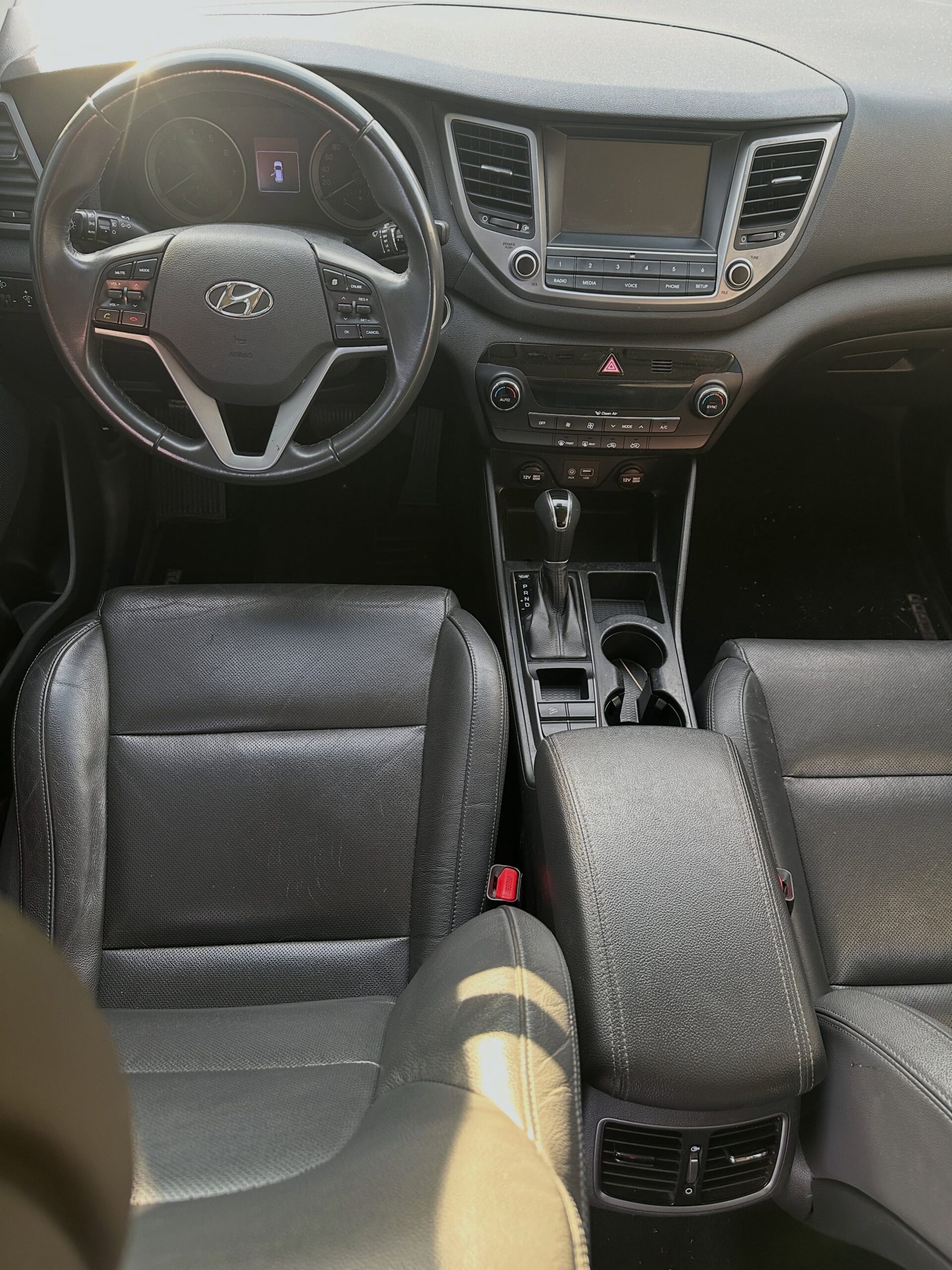 
HYUNDAI TUCSON GLS 2018 full									