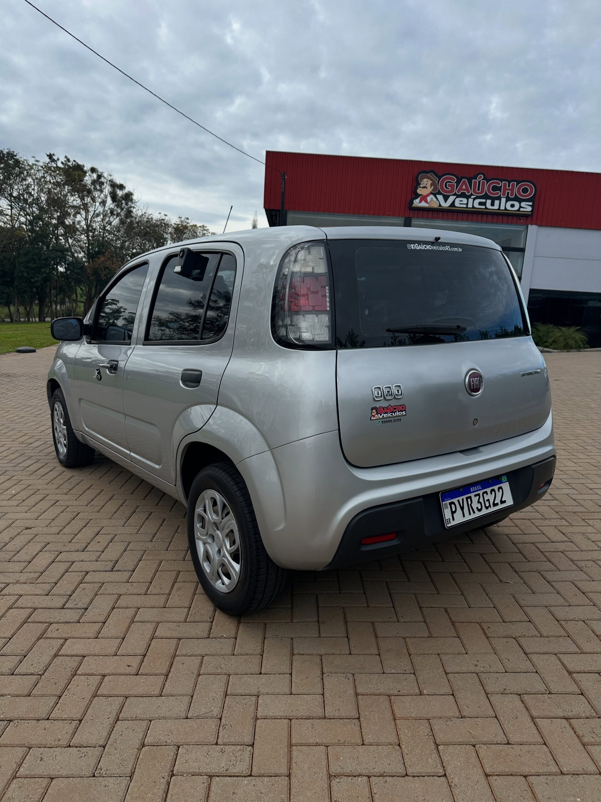 FIAT UNO ATTRACTIVE 2017