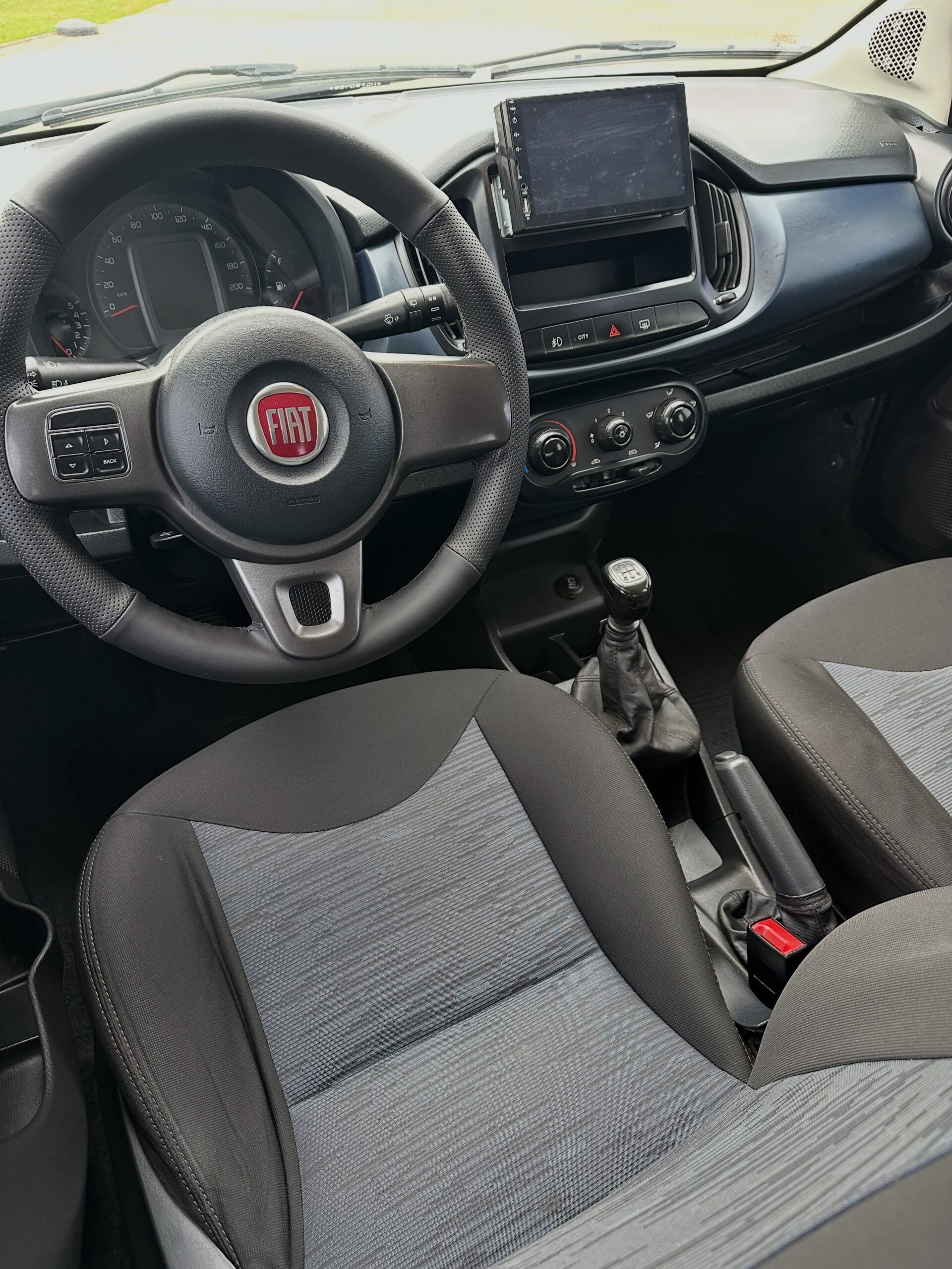 FIAT UNO ATTRACTIVE 2017