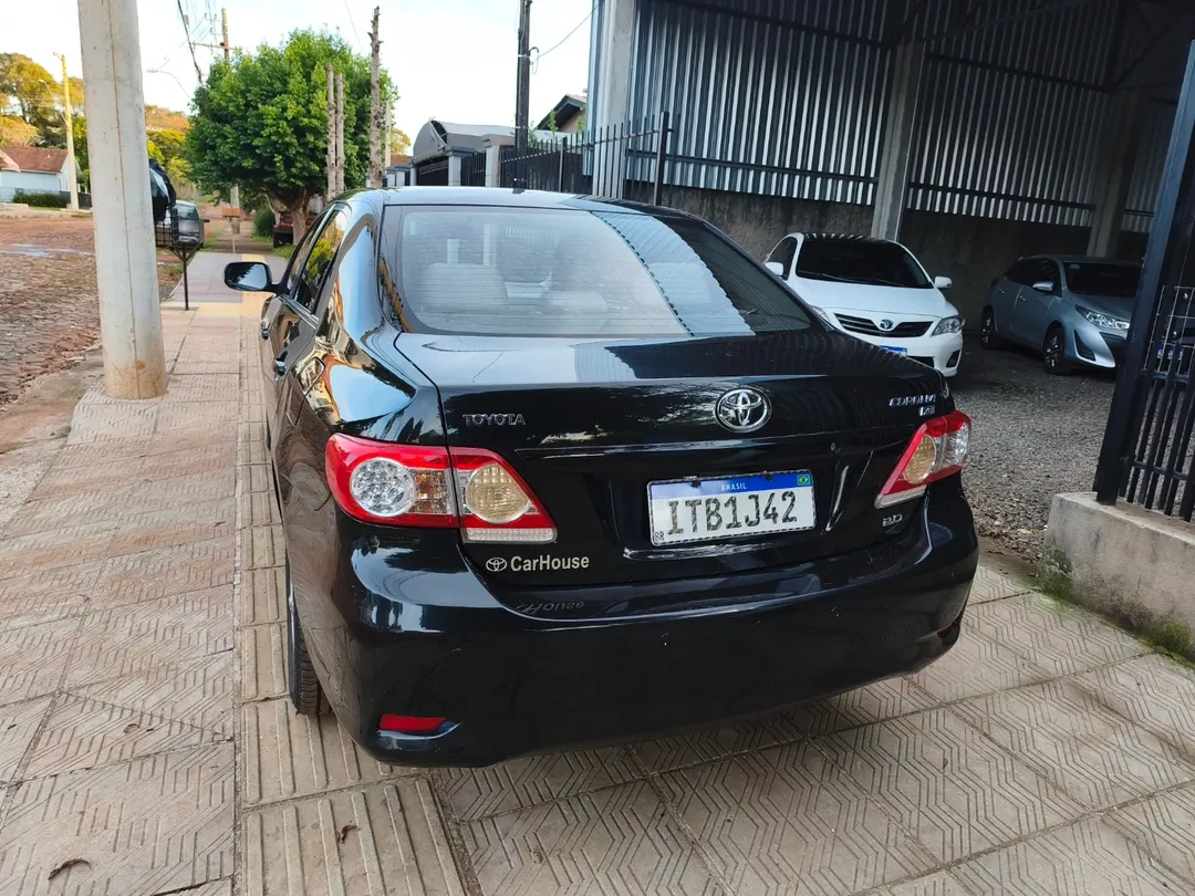 
Toyota Corolla XEI 2013 full									
